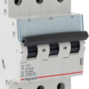 Interruptor LEGRAND Trifásico 32 A Curva C 6KA Automático - Imagen 3