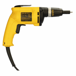 Atornillador DEWALT R.P.M 0-5300 540W Incluye Punta Phillips #2 y Portabrocas Magnético