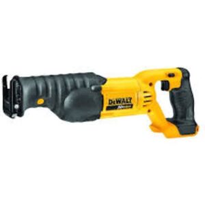 Sierra Sable DEWALT Inalámbrica 20V Sin Baterías ni Cargador